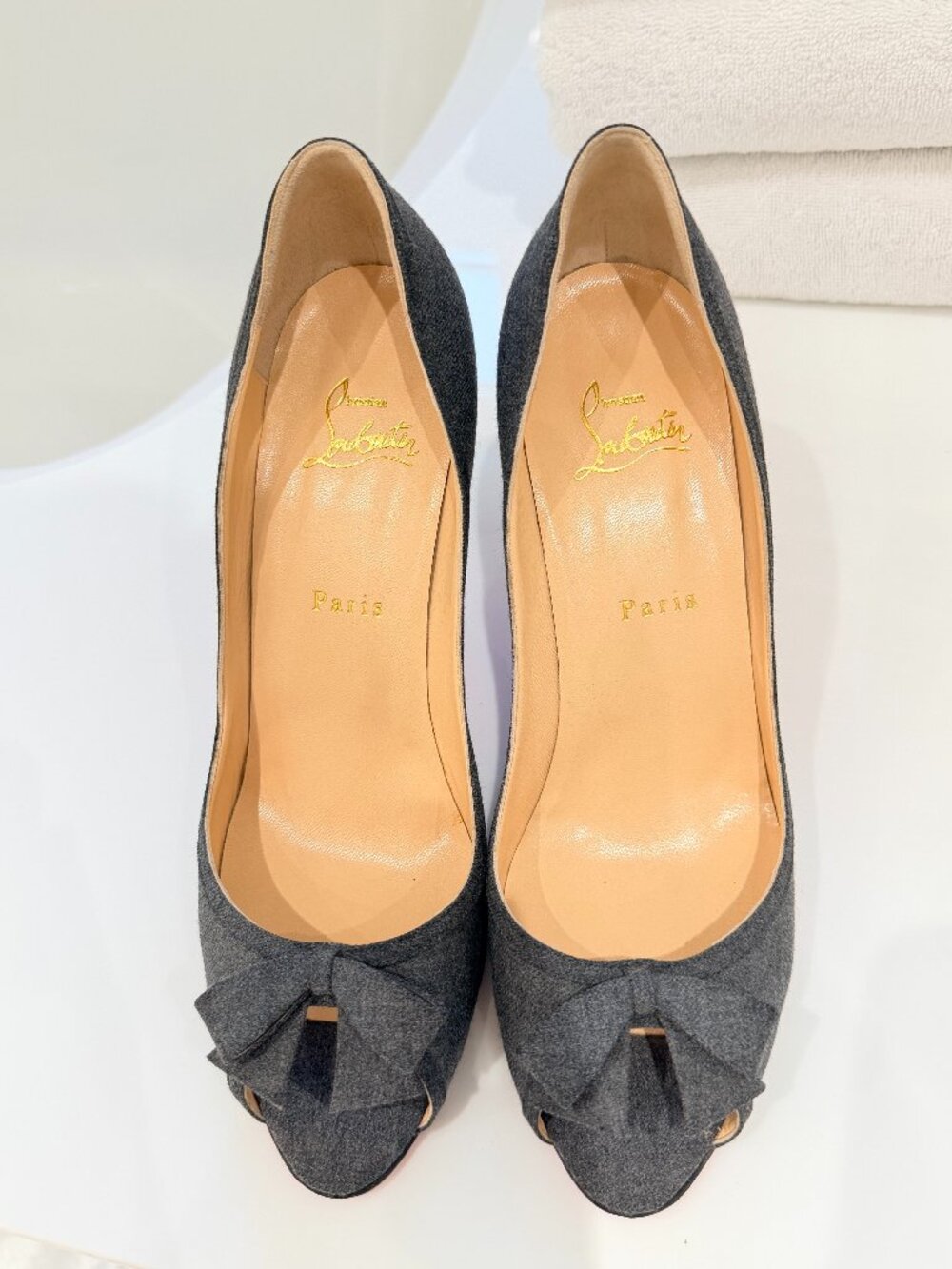 Christian Louboutin Dark Gray Flannel Peep-Toe Bow Pumps Size 39